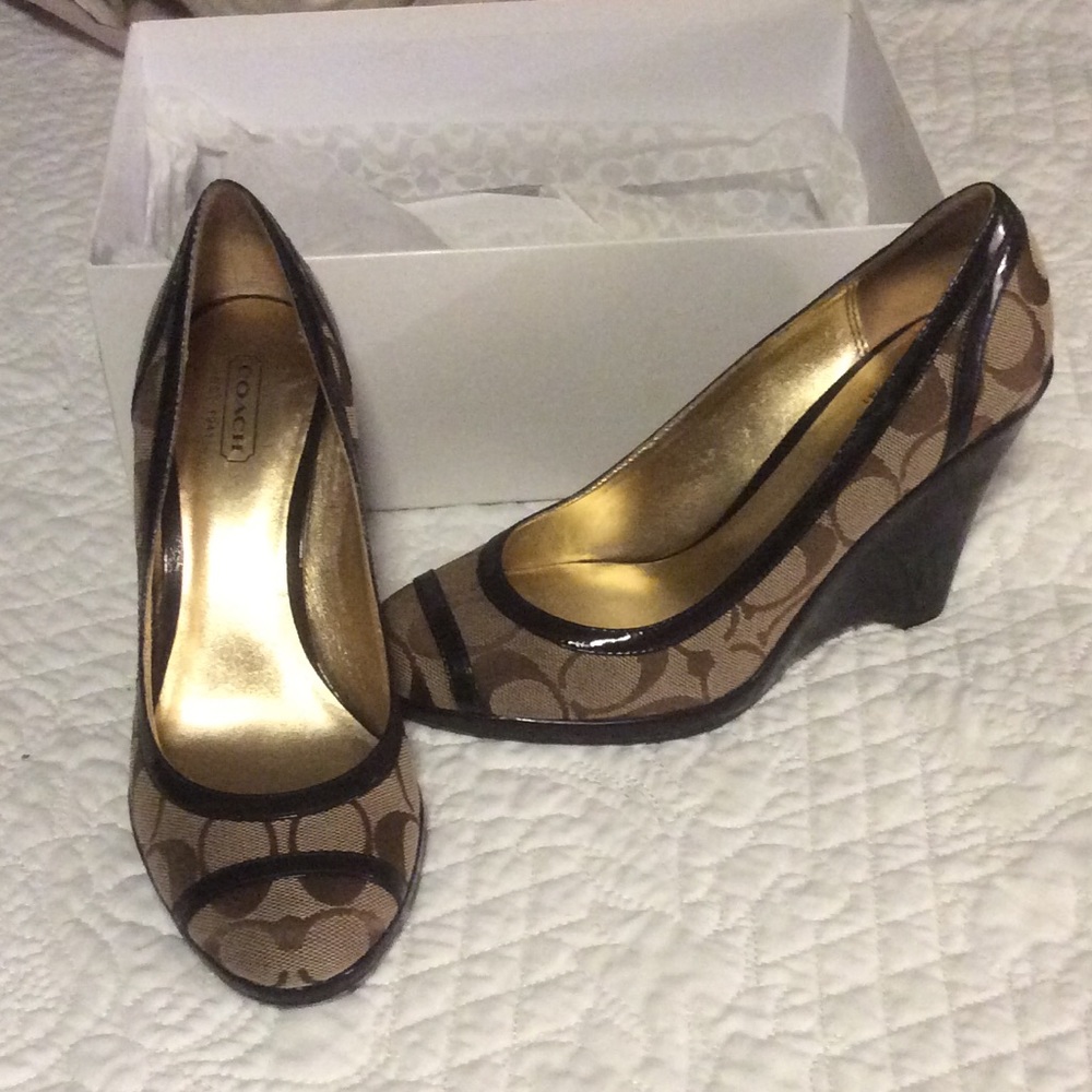 Coach wedges size 7